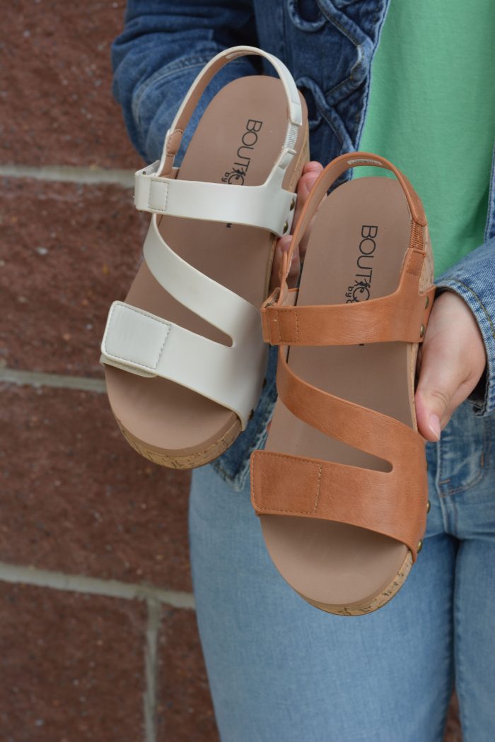Corkys Ivory Rain Check Wedge - Image 3