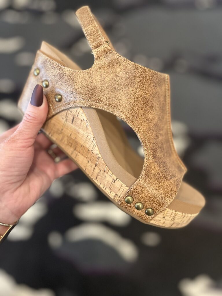 Corkys Cognac Distress Carley