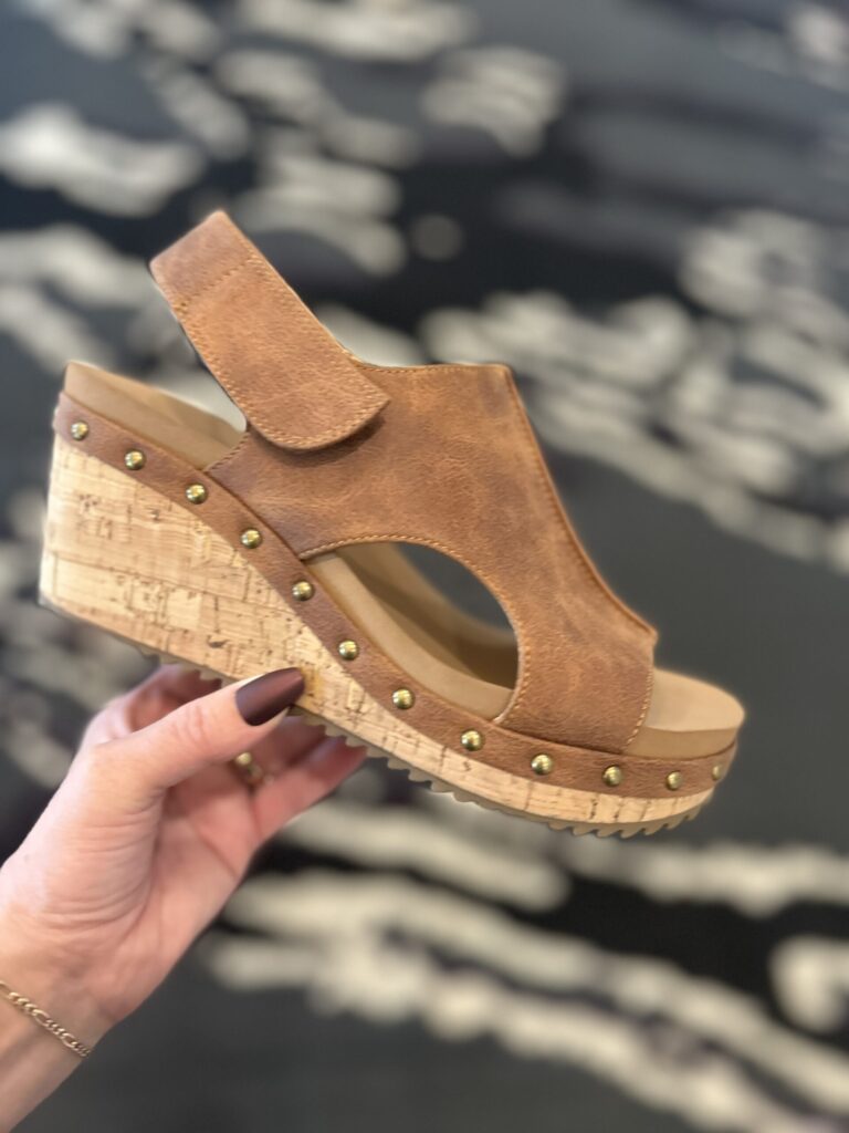 Corkys Rust For Keeps Wedge