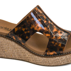 Corkys Torte Kiss N Tell Wedge